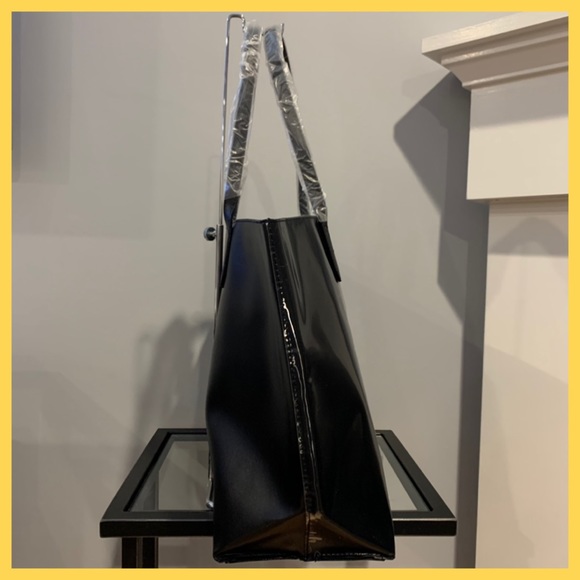 Victoria Secret 3D Love Black Tote - Picture 4 of 8